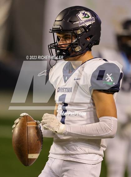 Thumbnail 2 in Little Rock Christian Academy vs. Greenwood (AAA 6A Final) photogallery.