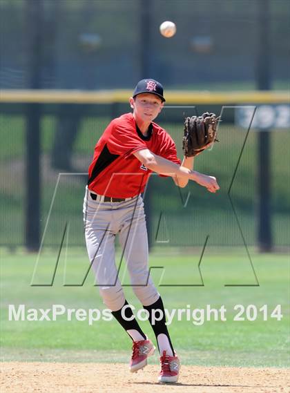 Thumbnail 3 in Tustin @ Orange Lutheran (Game 1) photogallery.