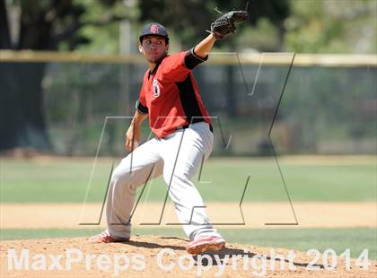 Thumbnail 1 in Tustin @ Orange Lutheran (Game 1) photogallery.