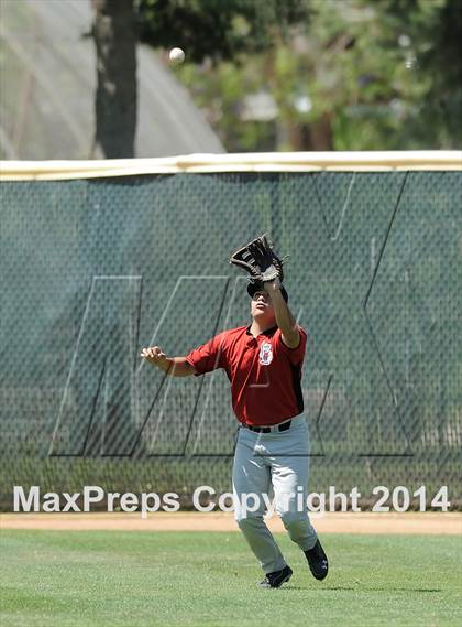 Thumbnail 1 in Tustin @ Orange Lutheran (Game 1) photogallery.