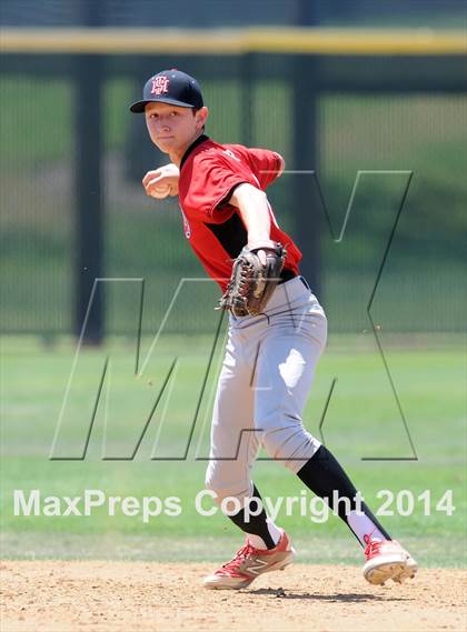 Thumbnail 2 in Tustin @ Orange Lutheran (Game 1) photogallery.