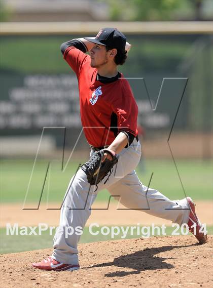 Thumbnail 1 in Tustin @ Orange Lutheran (Game 1) photogallery.