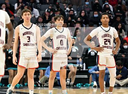 Thumbnail 3 in Modesto Christian vs. Sheldon (CIF SJS D1 Final) photogallery.