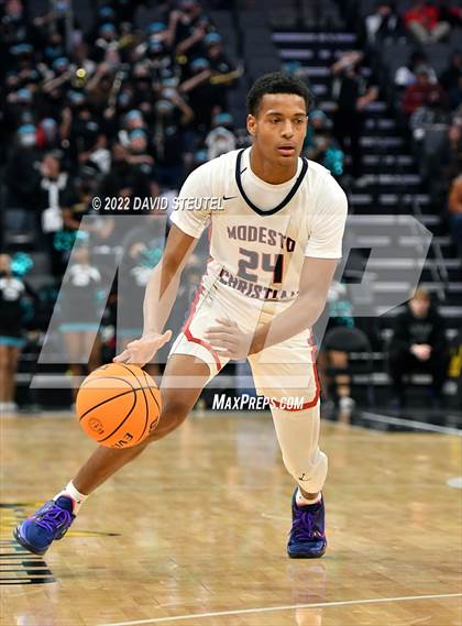 Thumbnail 3 in Modesto Christian vs. Sheldon (CIF SJS D1 Final) photogallery.