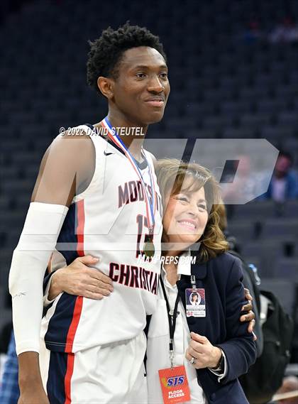 Thumbnail 3 in Modesto Christian vs. Sheldon (CIF SJS D1 Final) photogallery.