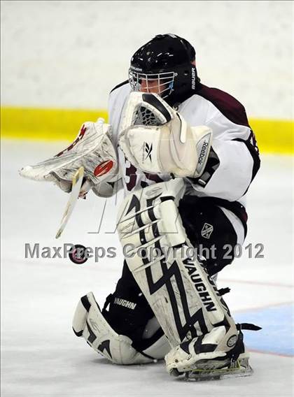 Thumbnail 3 in Notre Dame-Fairfield vs. North Haven (CIAC Division I  Qualifying Round) photogallery.