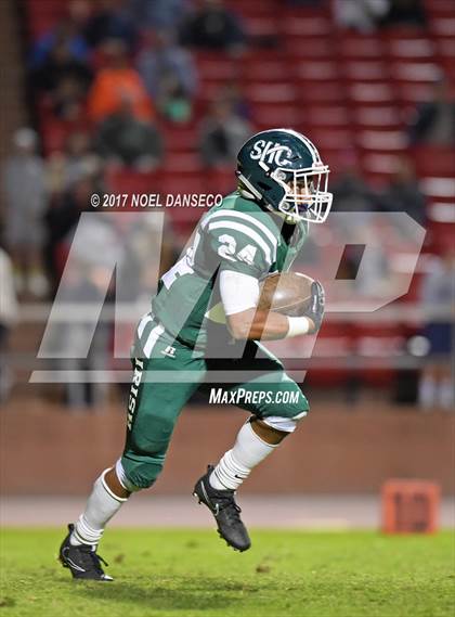Thumbnail 2 in Sacred Heart Cathedral Prep vs St. Ignatius photogallery.