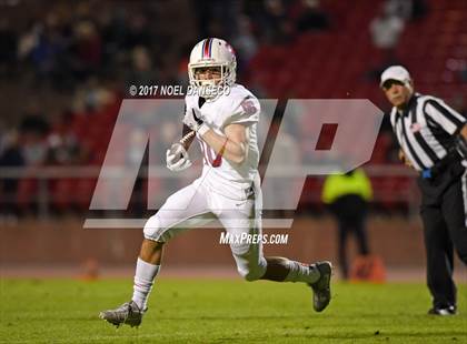 Thumbnail 3 in Sacred Heart Cathedral Prep vs St. Ignatius photogallery.