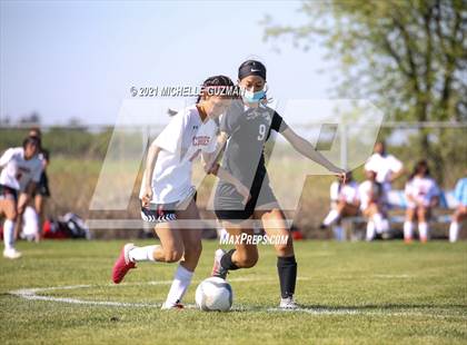 Thumbnail 3 in Ceres @ Enochs photogallery.