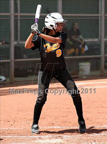 Thumbnail 1 in San Fernando vs. Pahrump Valley (2011 Spring Jamboree) photogallery.