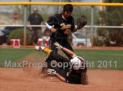 Thumbnail 1 in San Fernando vs. Pahrump Valley (2011 Spring Jamboree) photogallery.