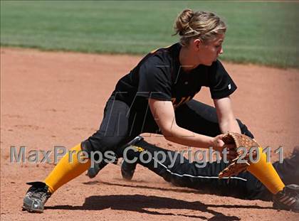 Thumbnail 1 in San Fernando vs. Pahrump Valley (2011 Spring Jamboree) photogallery.