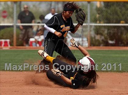 Thumbnail 3 in San Fernando vs. Pahrump Valley (2011 Spring Jamboree) photogallery.