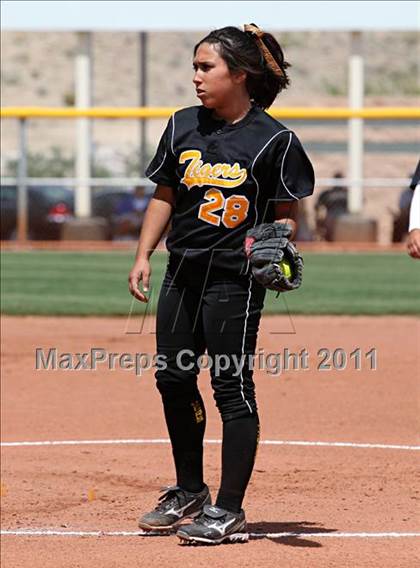 Thumbnail 1 in San Fernando vs. Pahrump Valley (2011 Spring Jamboree) photogallery.
