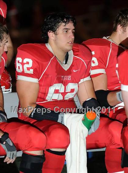 Thumbnail 1 in Longview vs. Belton (5A Region 2 Bi-District Playoffs) photogallery.