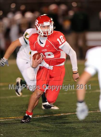 Thumbnail 3 in Longview vs. Belton (5A Region 2 Bi-District Playoffs) photogallery.