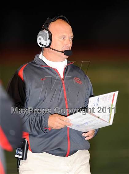 Thumbnail 3 in Longview vs. Belton (5A Region 2 Bi-District Playoffs) photogallery.