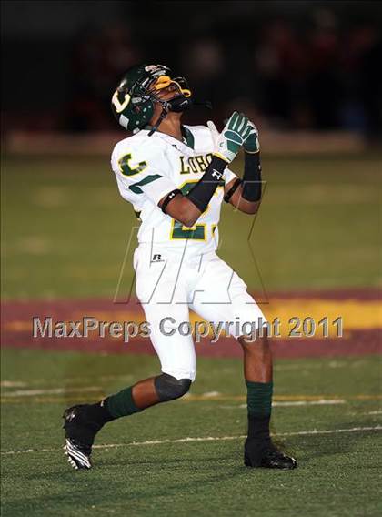 Thumbnail 3 in Longview vs. Belton (5A Region 2 Bi-District Playoffs) photogallery.