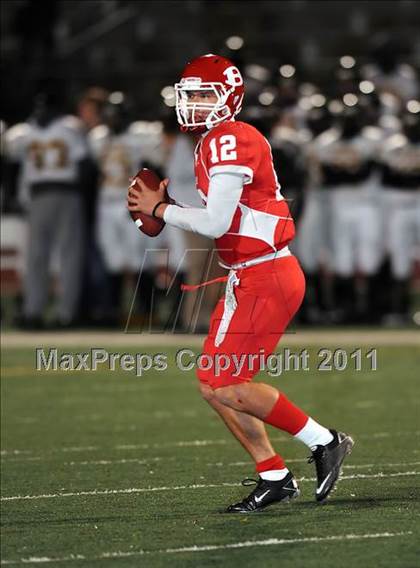Thumbnail 1 in Longview vs. Belton (5A Region 2 Bi-District Playoffs) photogallery.