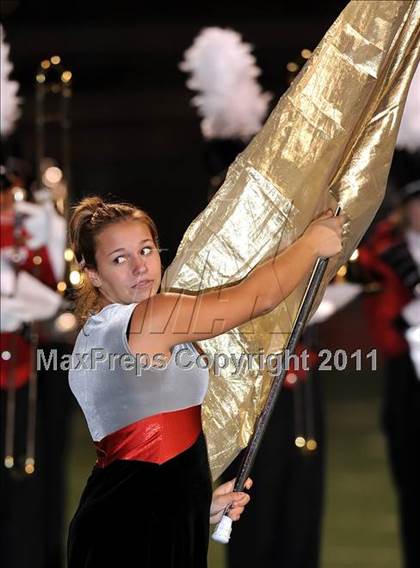 Thumbnail 3 in Longview vs. Belton (5A Region 2 Bi-District Playoffs) photogallery.