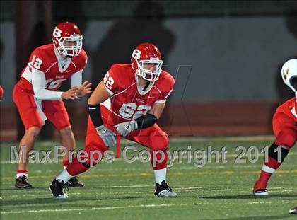 Thumbnail 1 in Longview vs. Belton (5A Region 2 Bi-District Playoffs) photogallery.
