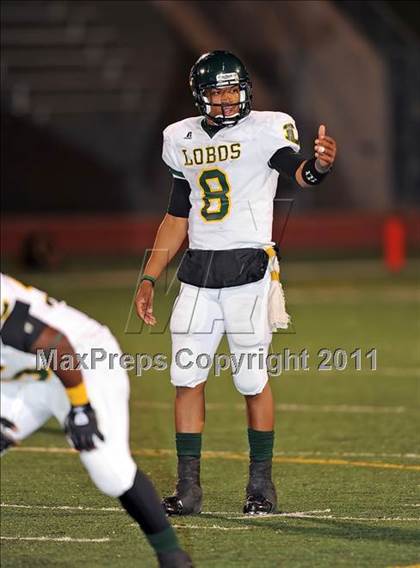 Thumbnail 2 in Longview vs. Belton (5A Region 2 Bi-District Playoffs) photogallery.