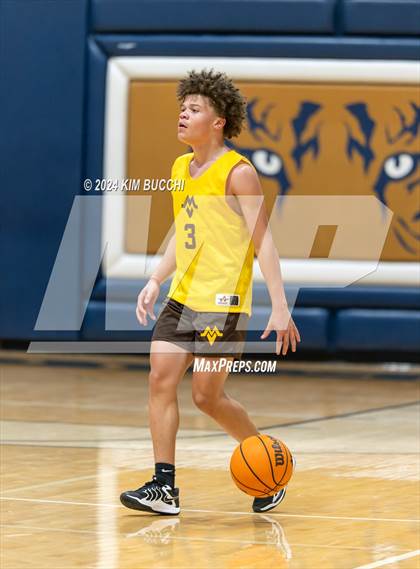 Thumbnail 1 in Summers County vs Mount View (Little General/ C. Adam Toney Showcase) photogallery.
