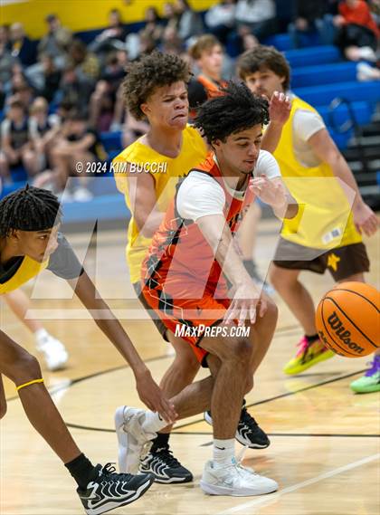 Thumbnail 3 in Summers County vs Mount View (Little General/ C. Adam Toney Showcase) photogallery.