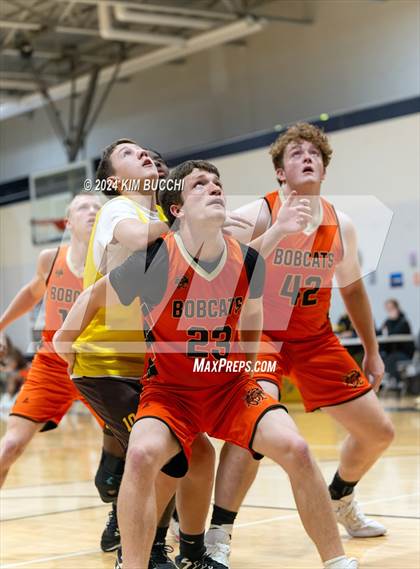 Thumbnail 1 in Summers County vs Mount View (Little General/ C. Adam Toney Showcase) photogallery.