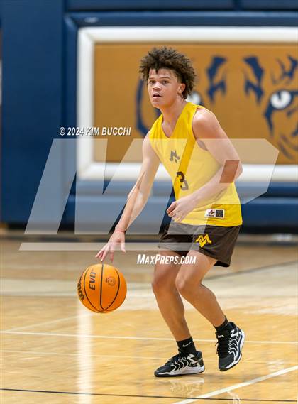 Thumbnail 2 in Summers County vs Mount View (Little General/ C. Adam Toney Showcase) photogallery.