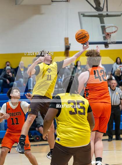 Thumbnail 1 in Summers County vs Mount View (Little General/ C. Adam Toney Showcase) photogallery.