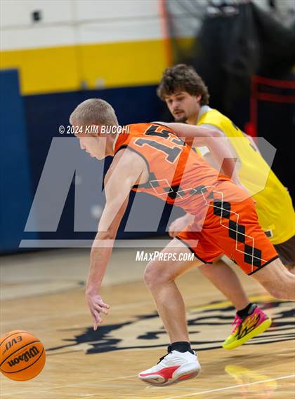 Thumbnail 1 in Summers County vs Mount View (Little General/ C. Adam Toney Showcase) photogallery.