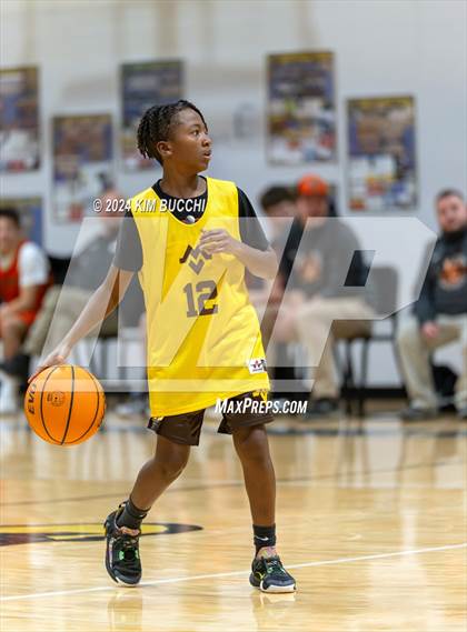 Thumbnail 3 in Summers County vs Mount View (Little General/ C. Adam Toney Showcase) photogallery.