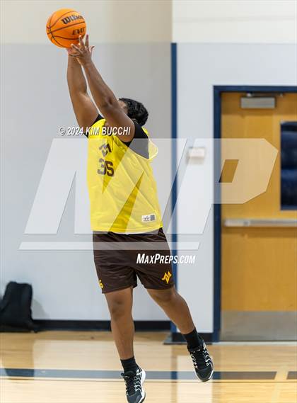 Thumbnail 1 in Summers County vs Mount View (Little General/ C. Adam Toney Showcase) photogallery.