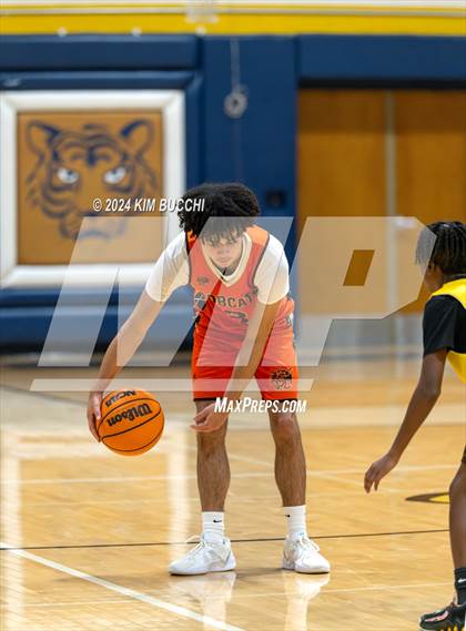 Thumbnail 2 in Summers County vs Mount View (Little General/ C. Adam Toney Showcase) photogallery.