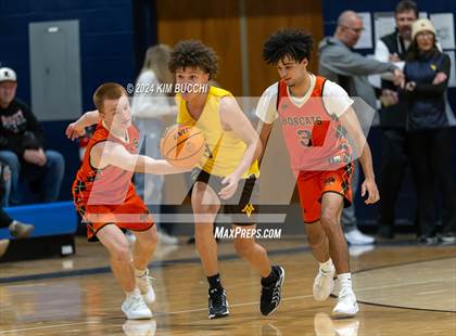 Thumbnail 2 in Summers County vs Mount View (Little General/ C. Adam Toney Showcase) photogallery.