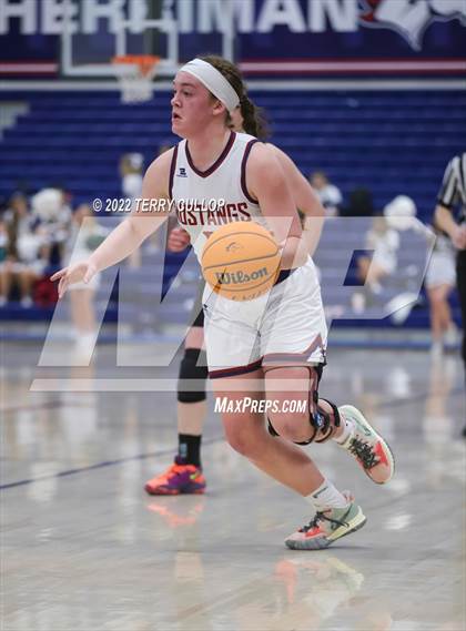 Thumbnail 1 in Riverton @ Herriman photogallery.