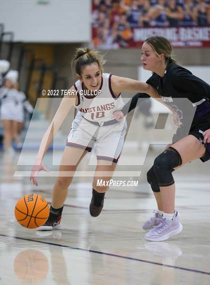 Thumbnail 3 in Riverton @ Herriman photogallery.