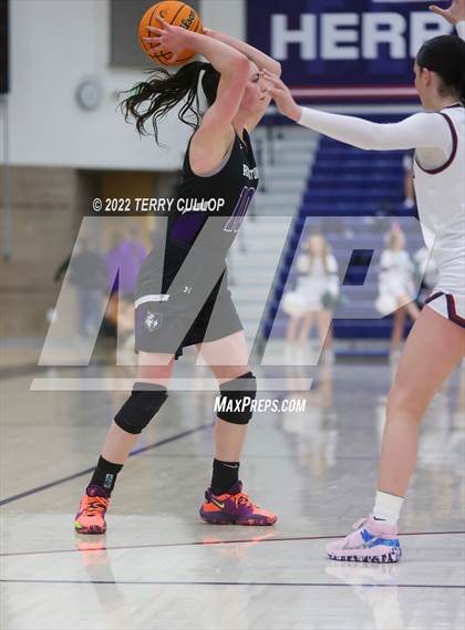 Thumbnail 2 in Riverton @ Herriman photogallery.