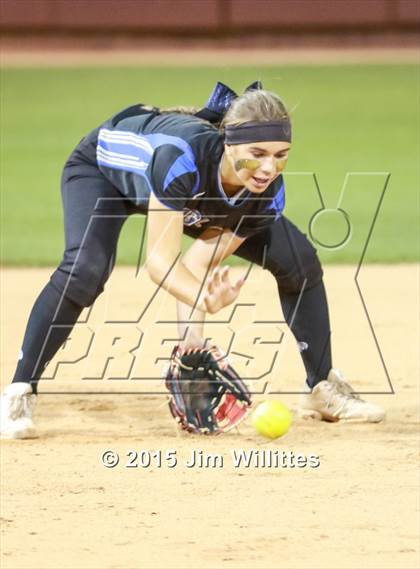 Thumbnail 2 in Mountain Ridge vs. O'Connor  (AIA D1 Final) photogallery.