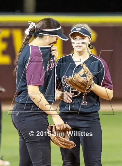 Thumbnail 1 in Mountain Ridge vs. O'Connor  (AIA D1 Final) photogallery.