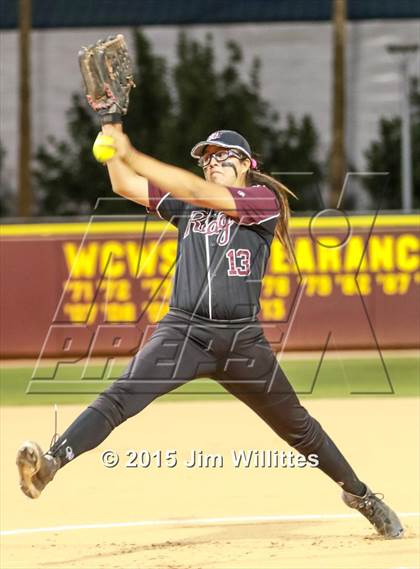 Thumbnail 1 in Mountain Ridge vs. O'Connor  (AIA D1 Final) photogallery.