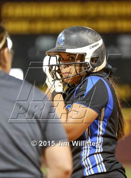Thumbnail 3 in Mountain Ridge vs. O'Connor  (AIA D1 Final) photogallery.