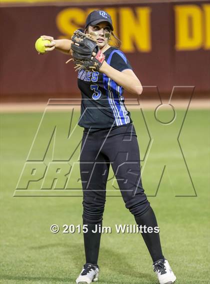 Thumbnail 1 in Mountain Ridge vs. O'Connor  (AIA D1 Final) photogallery.