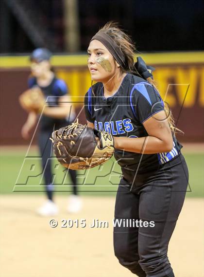 Thumbnail 2 in Mountain Ridge vs. O'Connor  (AIA D1 Final) photogallery.