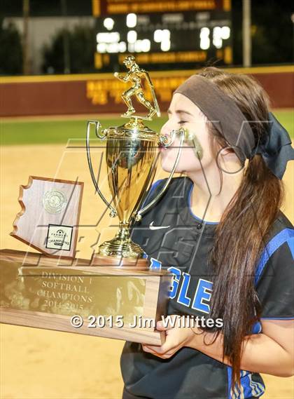 Thumbnail 2 in Mountain Ridge vs. O'Connor  (AIA D1 Final) photogallery.