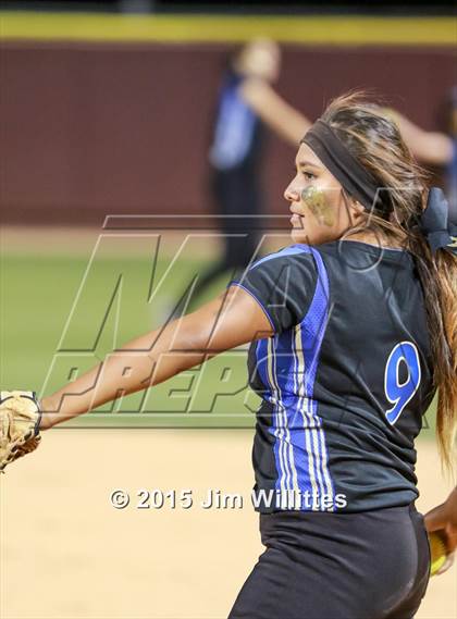 Thumbnail 3 in Mountain Ridge vs. O'Connor  (AIA D1 Final) photogallery.