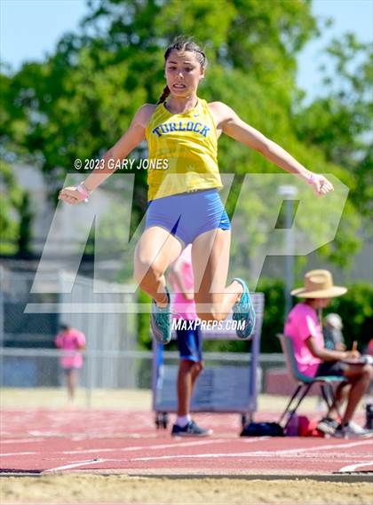 Thumbnail 1 in CIF SJS Masters - Saturday (all events) photogallery.