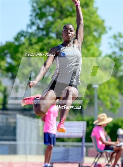 Thumbnail 3 in CIF SJS Masters - Saturday (all events) photogallery.