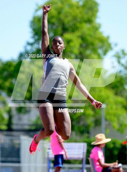 Thumbnail 2 in CIF SJS Masters - Saturday (all events) photogallery.